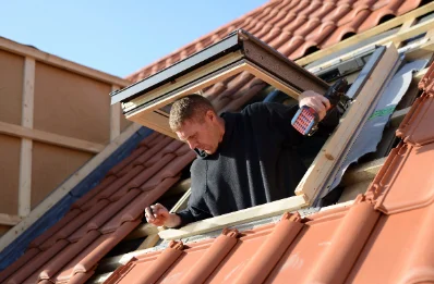Pose de fenêtres de toit Velux à Auflance
